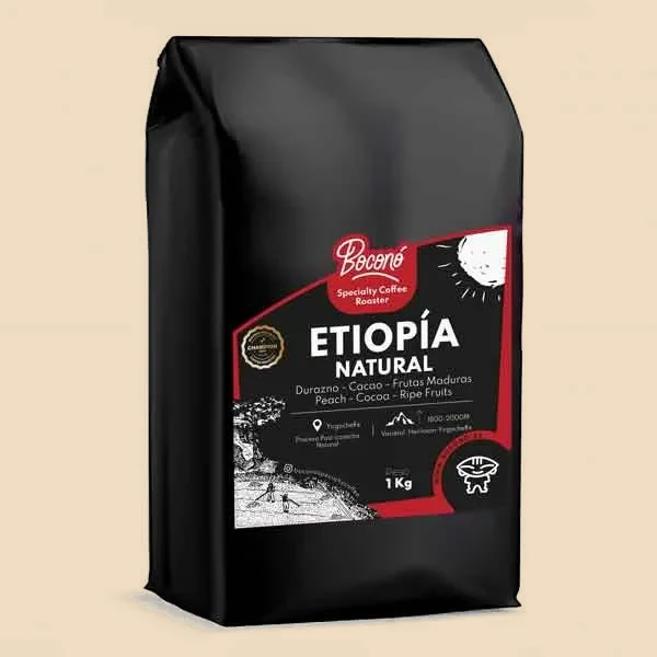 Bolsa negra de 1 kg de Boconó con la etiqueta de Etiopía natural y las notas de cata impresas al frente.