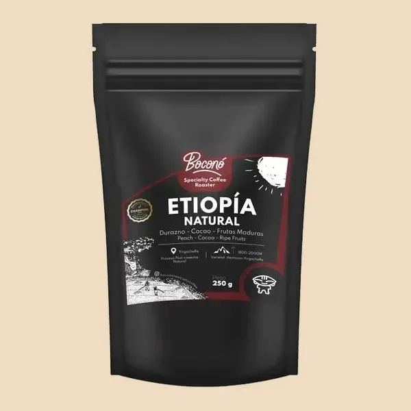 Bolsa negra de 250 g de Boconó con la etiqueta de Etiopía natural y las notas de cata impresas al frente.